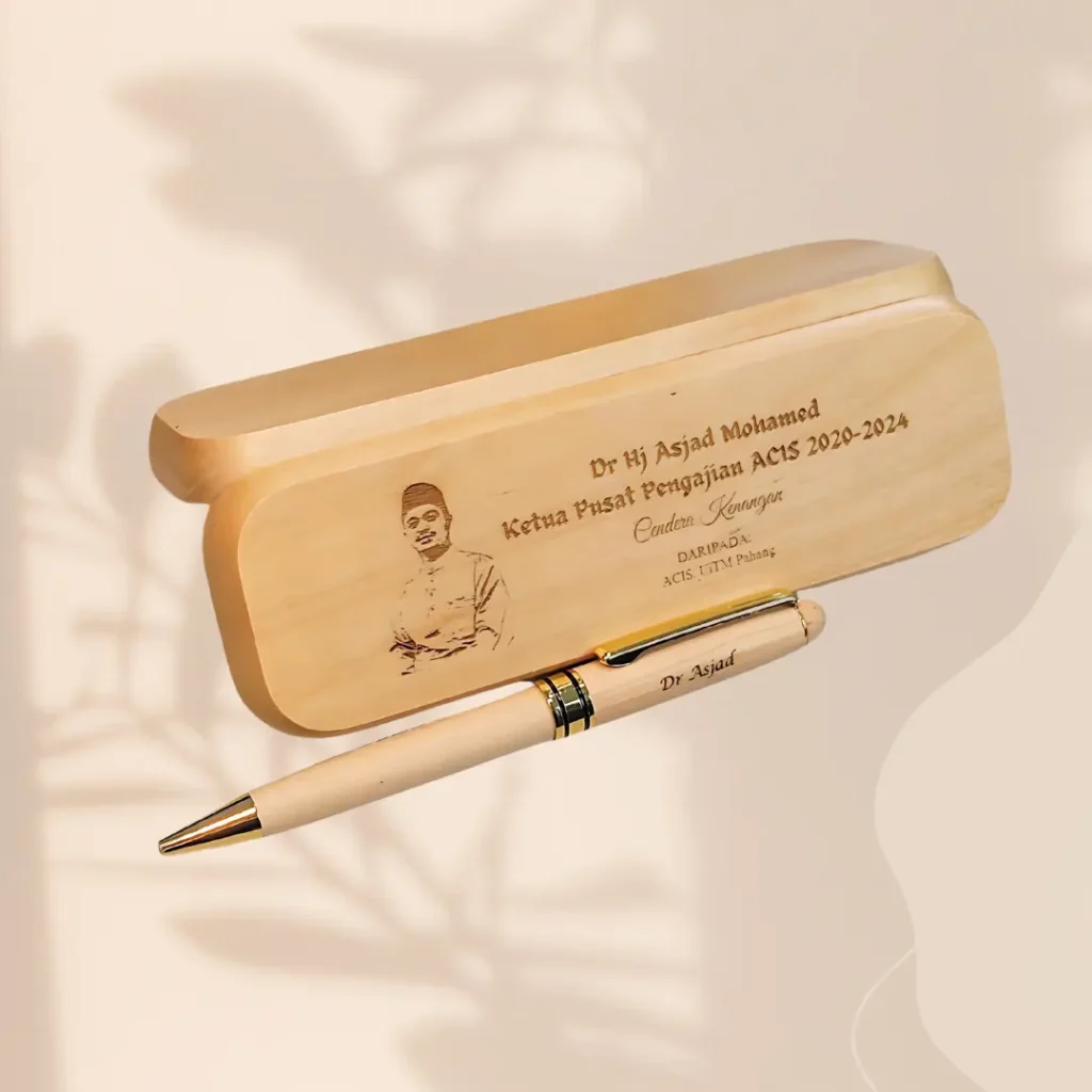 Personalised Wooden Pen Set