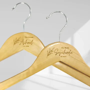 personalised-gift-hanger