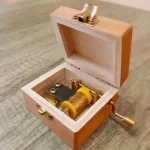 Wooden Music Box with Custom Engraving motor