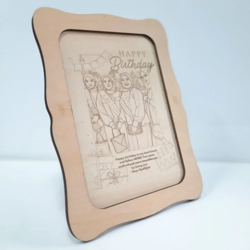 Customised-Wooden-Frame-for-Bithday-Gift