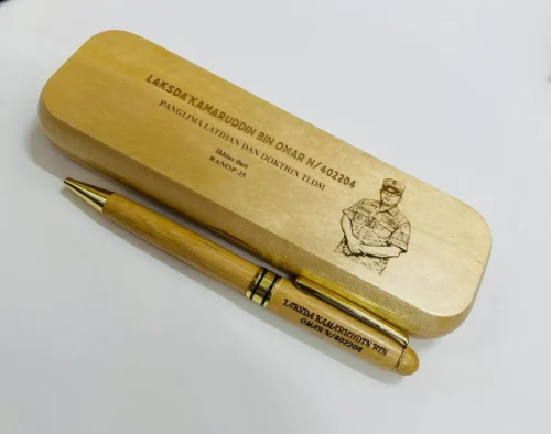 wooden-pen-case-for-boss